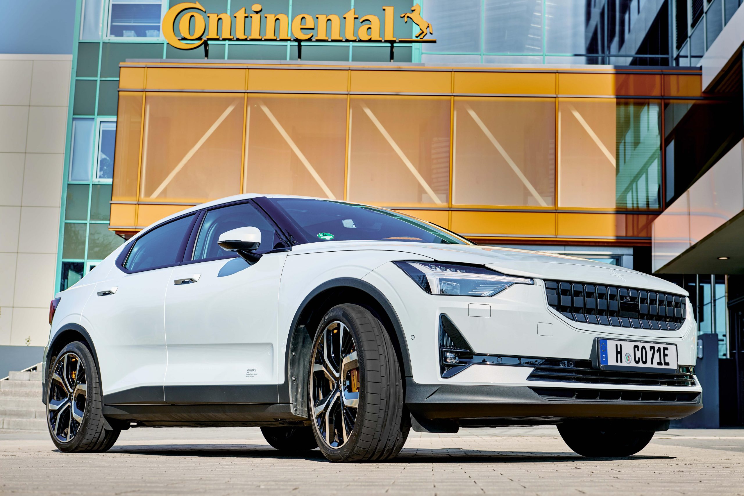 elbil polestar continental däck