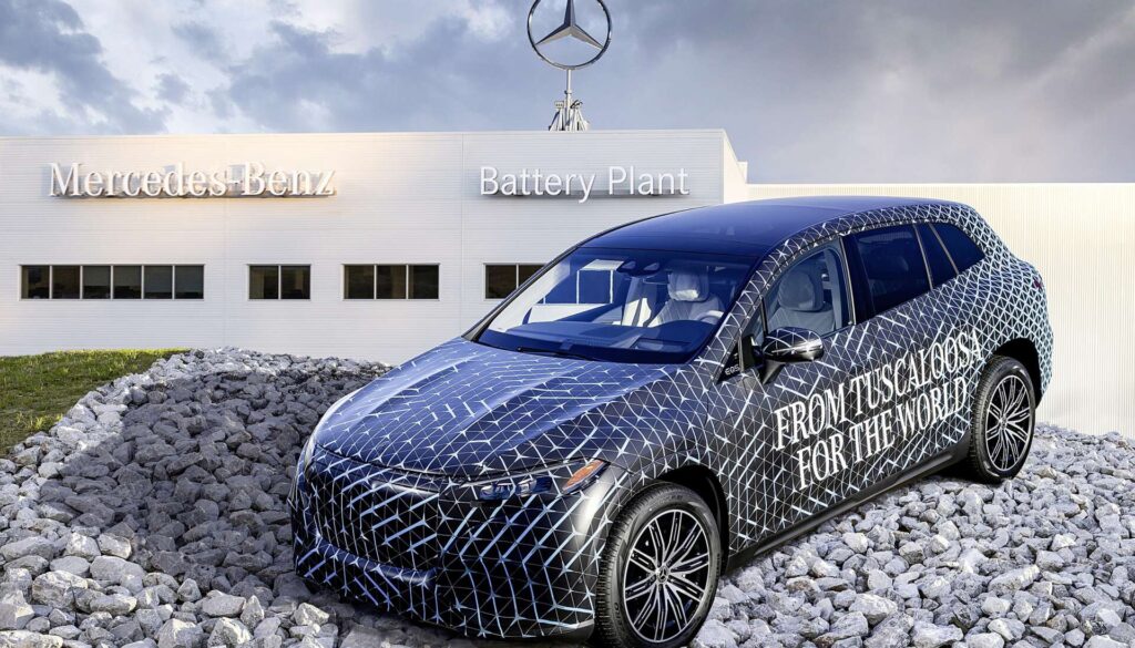 Mercedes-Benz EV-Hochlauf: Neue Batteriefabrik schafft die Voraussetzungen für die Produktion des EQS SUV in den USMercedes-Benz EV ramp-up: new battery plant sets stage for EQS SUV production in the U.S.