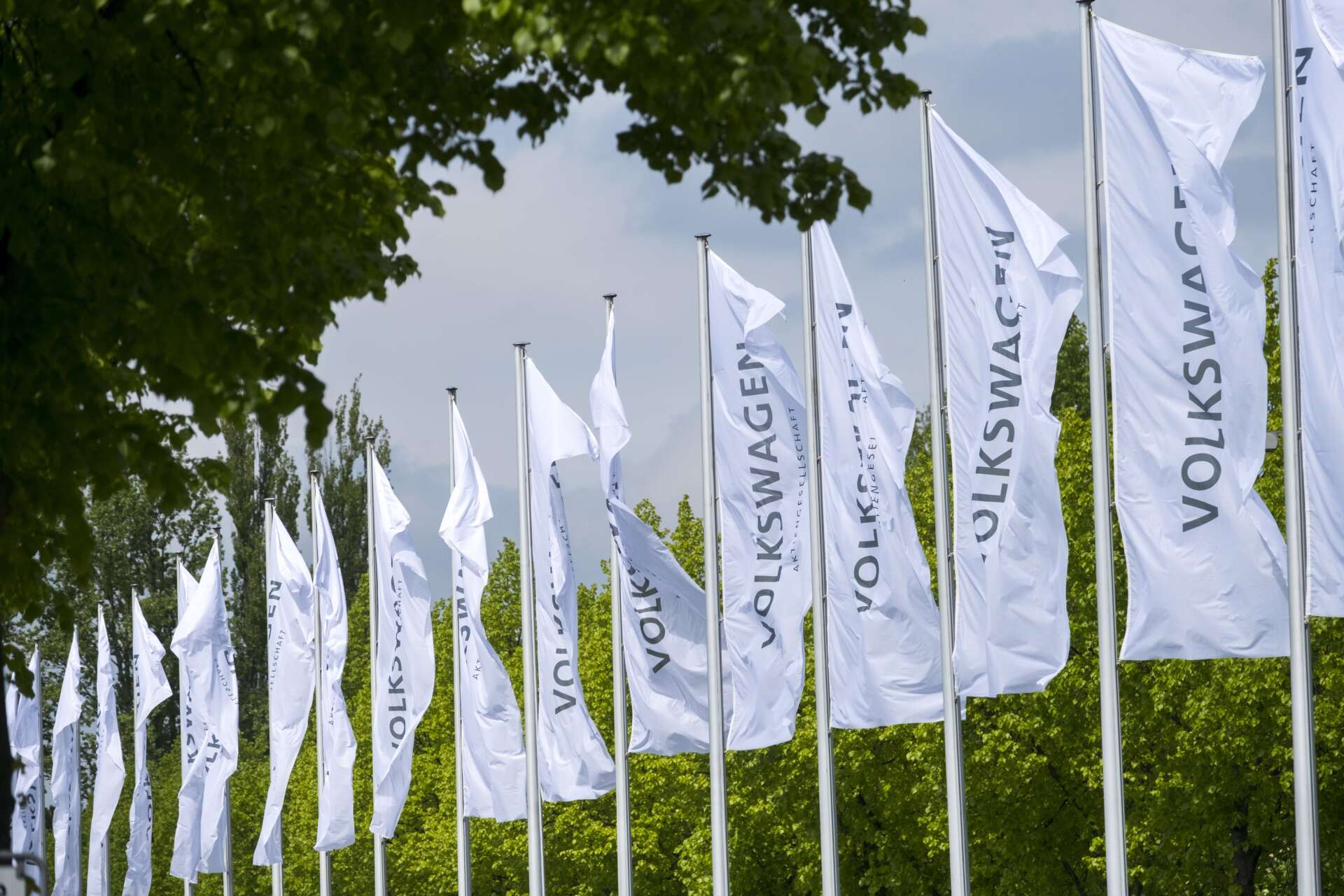 VW-koncernen ser 50% ökning i elbilsleveranser