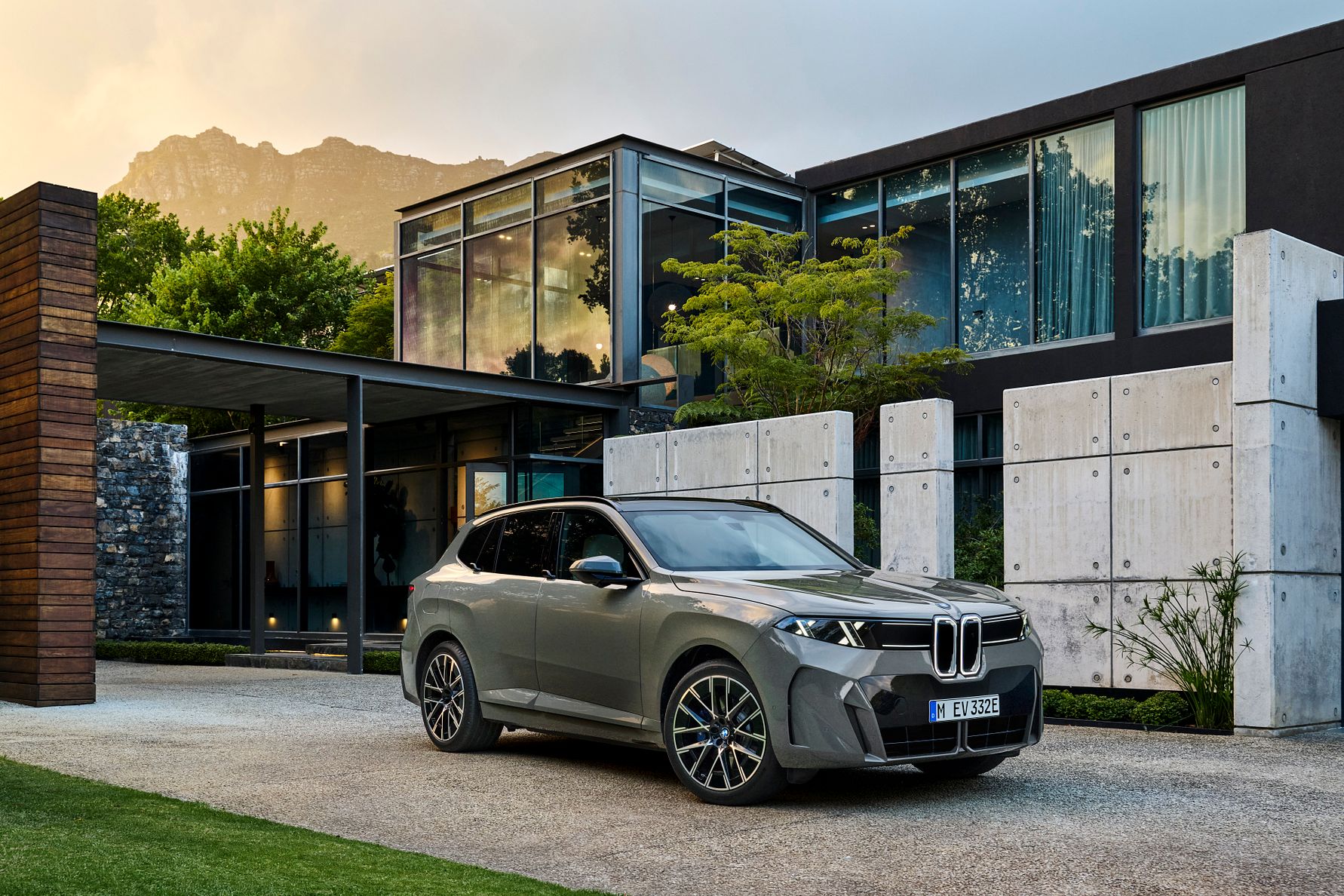 BMW
